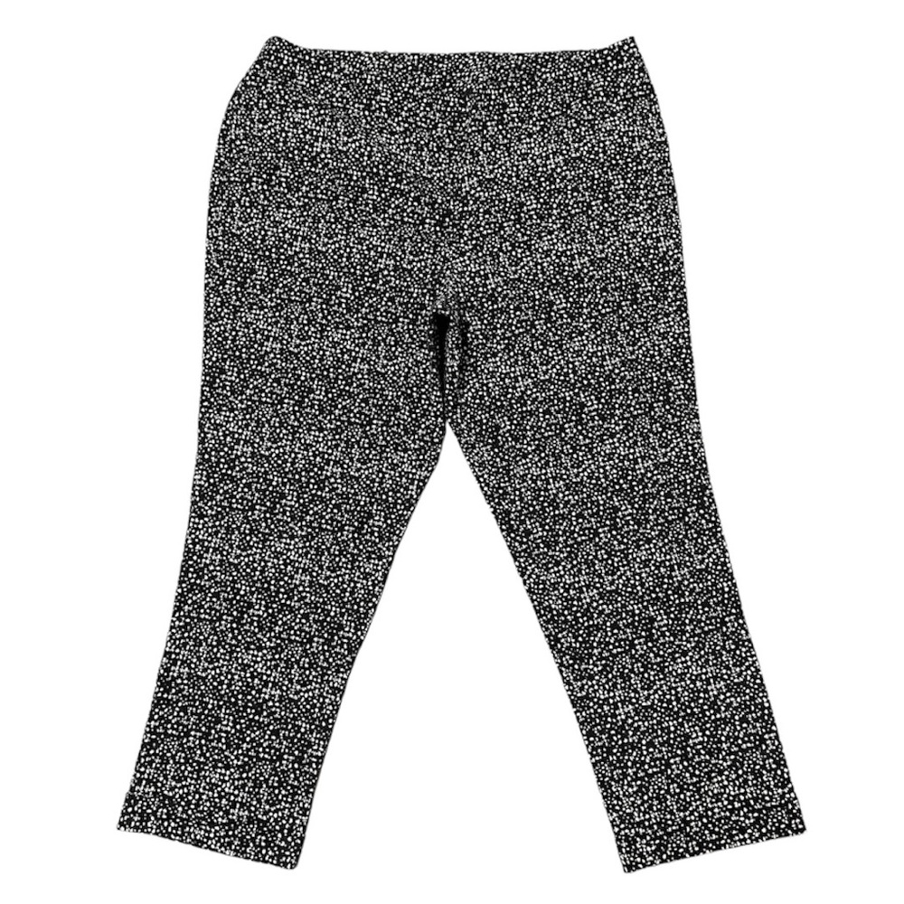 LANE BRYANT Black with White Speckles Capris Cuff Hem Pockets Chinos Size 18